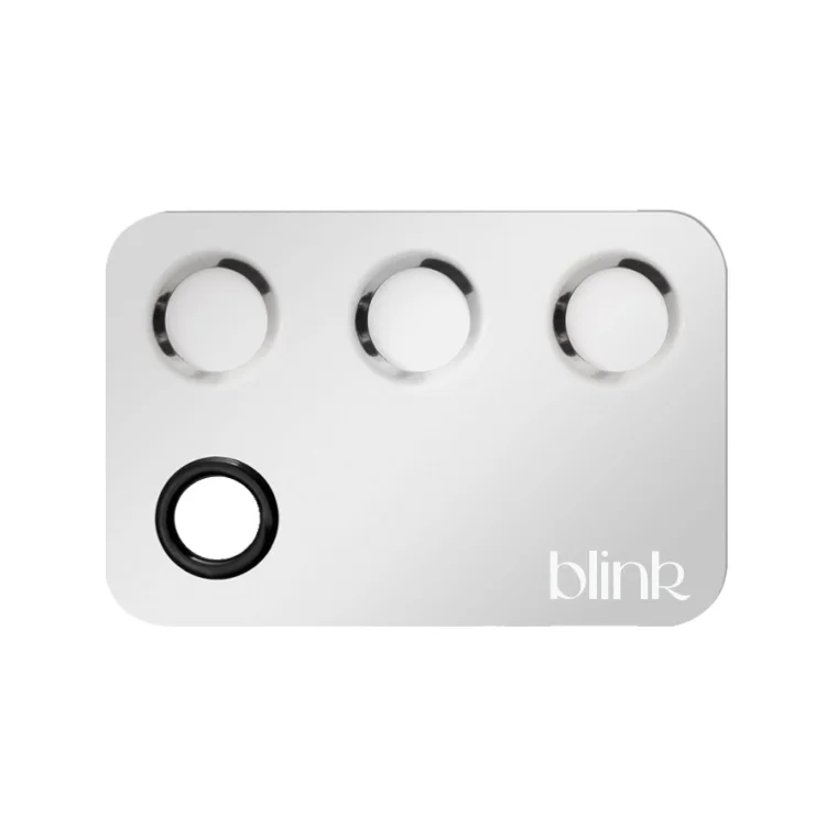 Blink Stainless Steel Makeup Mixing Palette with 3 Distinct Compartments & Spatula